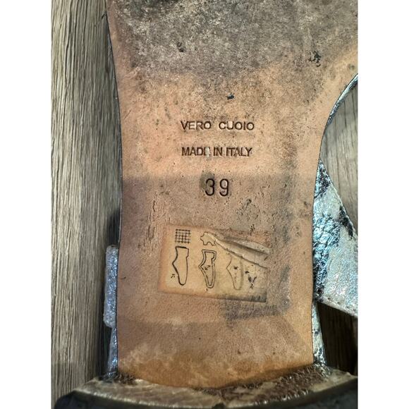 Michele Lopriore Gray Snake Skin Low Heel Sling Back Sandals Size 39/US8.5 - Picture 2 of 7